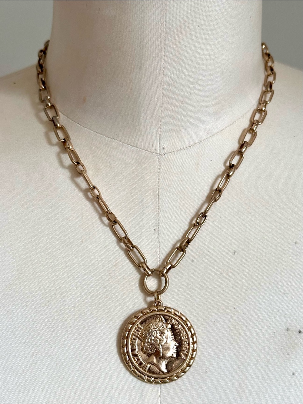 Canvas Style Elizabeth II Coin Necklace - Gold Tone Limited Edition Coin Jewelry